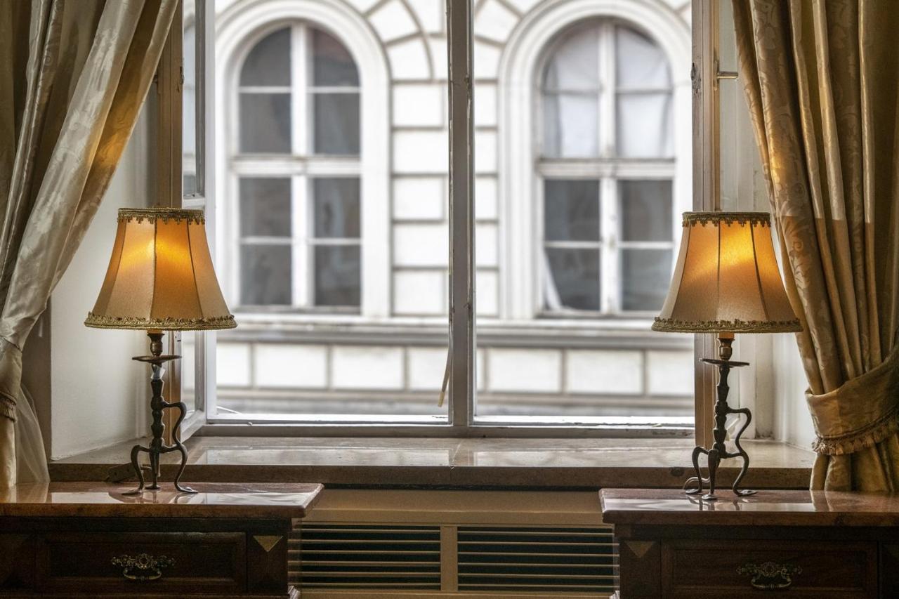 Academy Pension Budapest Kültér fotó
