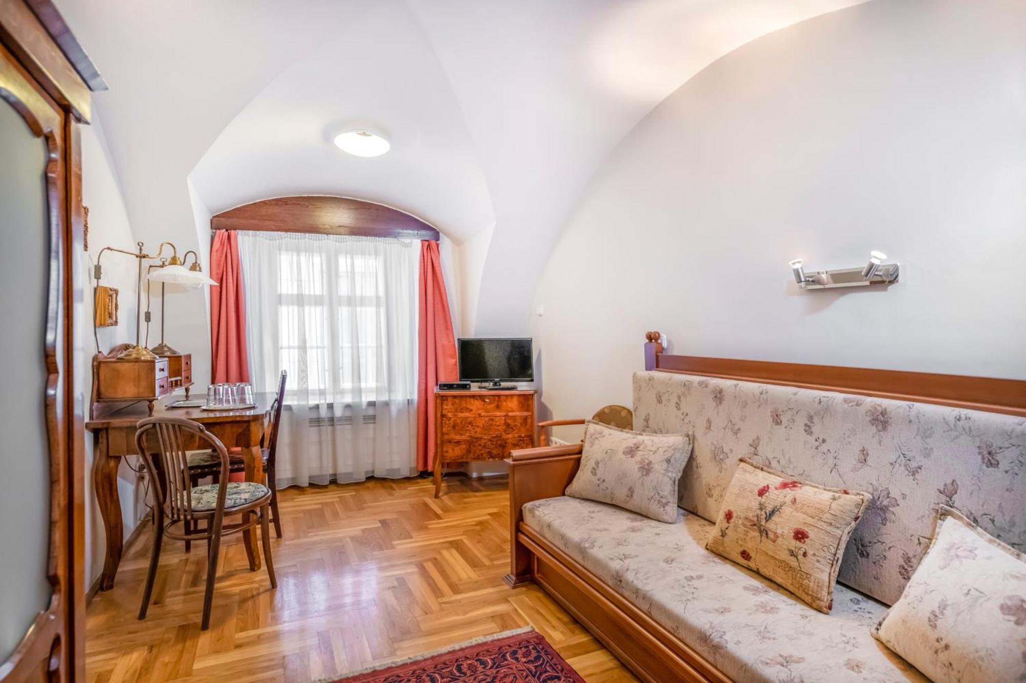 Academy Pension Budapest Kültér fotó